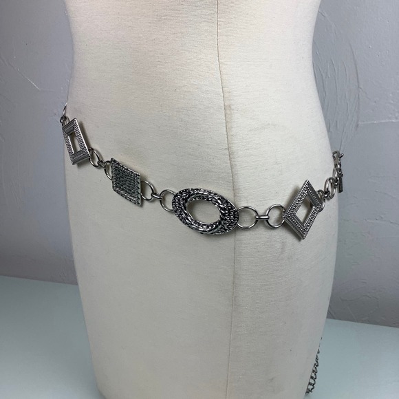 Chico’s Silver Chain Geometric Links Belt Size OSFA Small/X Large EUC main image 10